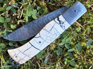 BOURBONNAIS mitres météorite pulpe lame damas