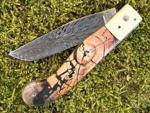 Yatagan 11.5 Cm Pulpe ivoire de mammouth Damas plume