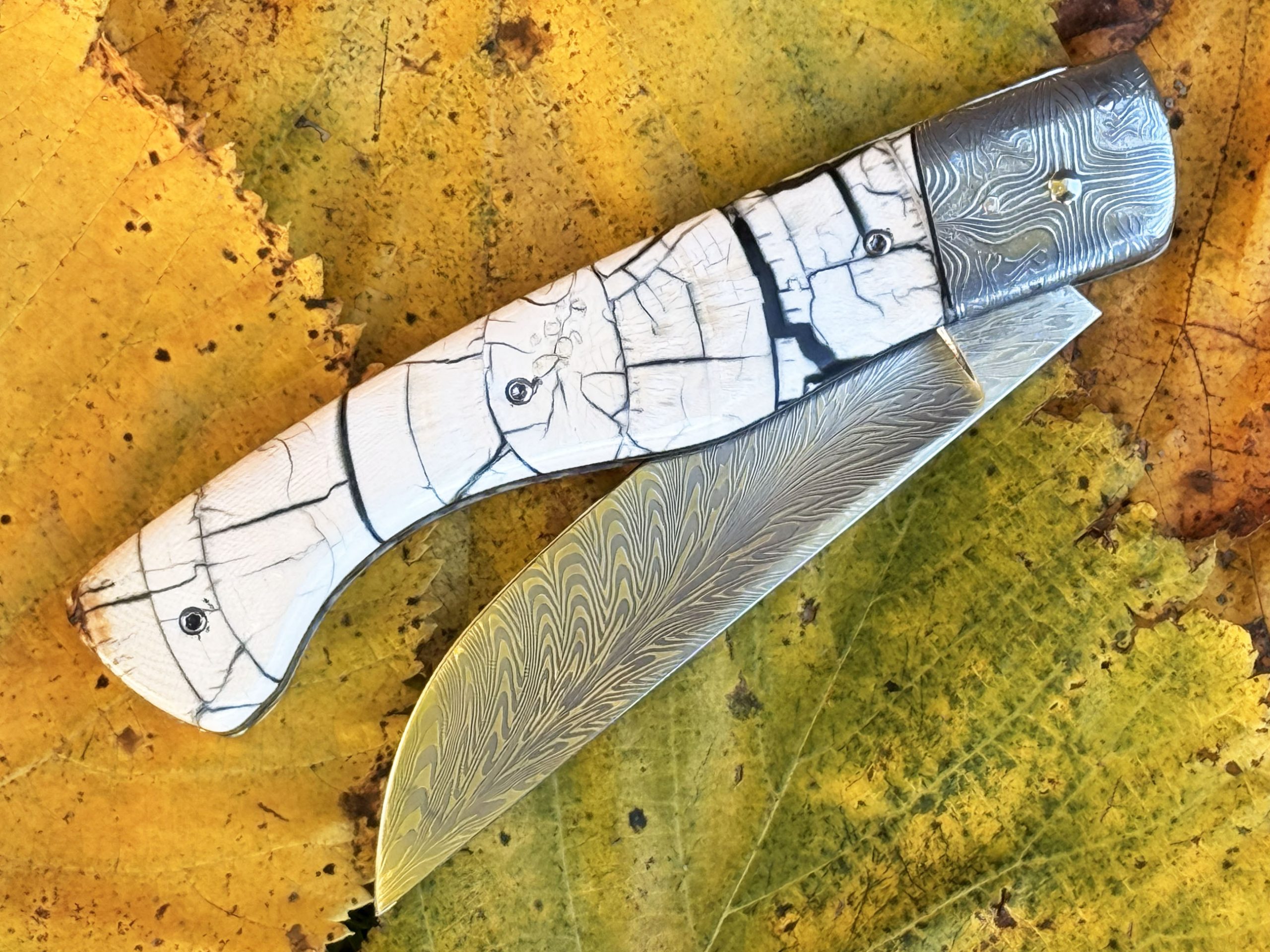 Interprétation du Thiers 13 Cm pulpe ivoire de mammouth mitres damas Gérard ALMUZARA – Image 3