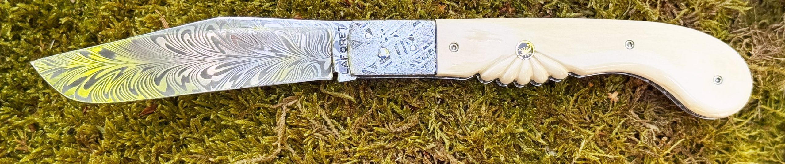 Interprétation Yatagan Pradel 13 Cm Mammouth blanc – Image 5